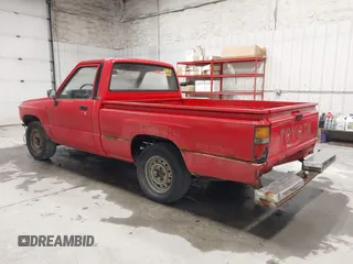 1987 Toyota Pickup with VIN JT4RN50R8H0221202, listed as a IAAI auction lot 40500429 with 304,229 mi miles and . Bid and sale history available at DreamBid. Image 3.