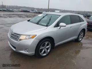 2009 Toyota Venza with VIN 4T3ZK11A69U010829, listed as a IAAI auction lot 41833610 with 194,791 mi miles. Bid and sale history available at carsss.com. Image 2.