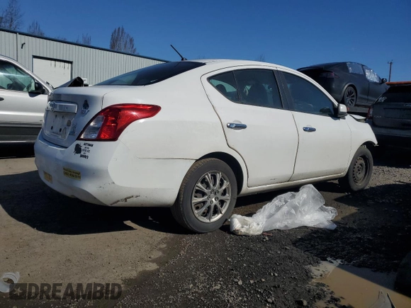 2012 Nissan Versa SV with VIN 3N1CN7AP2CL946775, listed as a Copart auction lot 45236005 with 138,619 mi miles and Salvage Title. Bid and sale history available at carsss.com. Image 3.
