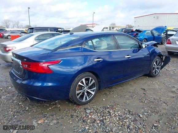 2017 Nissan Maxima Platinum with VIN 1N4AA6AP5HC421258, listed as a IAAI auction lot 41212880 with 101,435 mi miles. Bid and sale history available at carsss.com. Image 4.