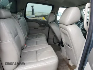 2011 Chevrolet Avalanche LT with VIN 3GNTKFE37BG387407, listed as a Copart auction lot 72122904 with 205,111 mi miles and Clean Title. Bid and sale history available at carsss.com. Image 10.