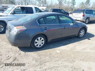 2009 Nissan Altima SL with VIN 1N4AL21E49N505305, listed as a IAAI auction lot 41792665 with 164,592 mi miles and . Bid and sale history available at DreamBid. Image 4.
