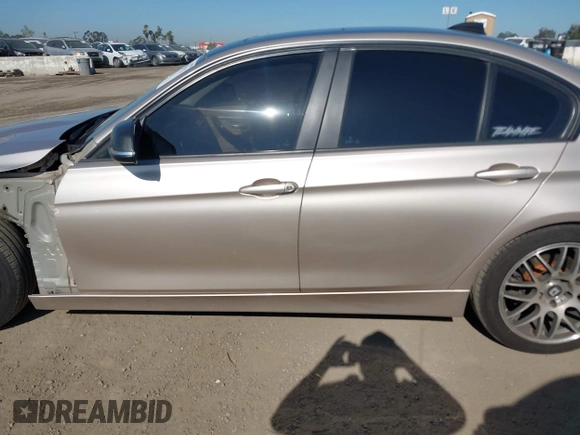 2014 BMW 3 Series 328i with VIN WBA3C1C53EK117260, listed as a IAAI auction lot 41996712 with 92,725 mi miles and . Bid and sale history available at carsss.com. Image 15.