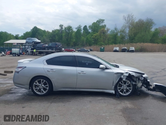 2014 Nissan Maxima S with VIN 1N4AA5AP3EC498006, listed as a IAAI auction lot 42114320 with 162,451 mi miles and . Bid and sale history available at DreamBid. Image 13.