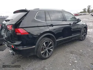 2022 Volkswagen Tiguan SEL R-Line with VIN 3VV4B7AX0NM177167, listed as a IAAI auction lot 41244023 with 16,312 mi miles. Bid and sale history available at carsss.com. Image 13.