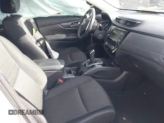 2020 Nissan Rogue SV with VIN KNMAT2MT4LP535422, listed as a IAAI auction lot 41068927 with 190,525 mi miles and . Bid and sale history available at DreamBid. Image 5.