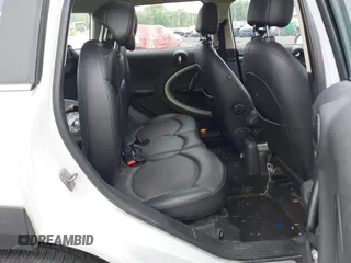 2013 MINI Countryman with VIN WMWZB3C53DWM08244, listed as a IAAI auction lot 42281364 with 139,894 mi miles and . Bid and sale history available at DreamBid. Image 8.