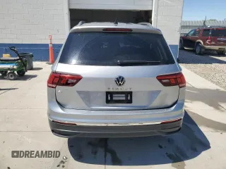 2024 Volkswagen Tiguan SE with VIN 3VV3B7AXXRM048869, listed as a Copart auction lot 56063825 with 30,881 mi miles and Clean title. Bid and sale history available at DreamBid. Image 6.