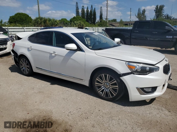 2015 Kia Cadenza Premium with VIN KNALN4D70F5173068, listed as a Copart auction lot 54244274 with 58,478 mi miles and Salvage Title. Bid and sale history available at carsss.com. Image 4.