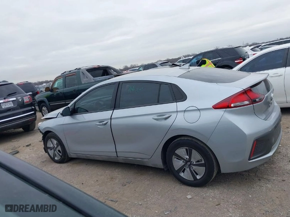 2022 Hyundai Ioniq Hybrid Blue with VIN KMHC65LCXNU266510, listed as a IAAI auction lot 41435358 with 82,463 mi miles. Bid and sale history available at carsss.com. Image 14.