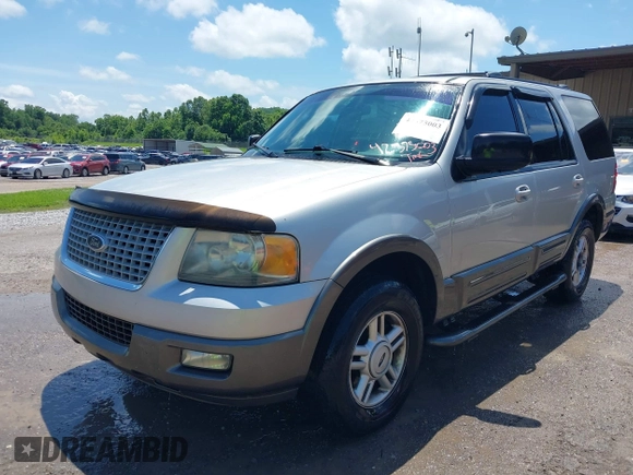 2004 Ford Expedition Special Service z VIN 1FMRU15W84LA30426, wystawiony jako IAAI lot #42375003 z przebiegiem 262 054 mil mil oraz . Historia ofert i sprzedaży dostępna na DreamBid. Obrazek 2.
