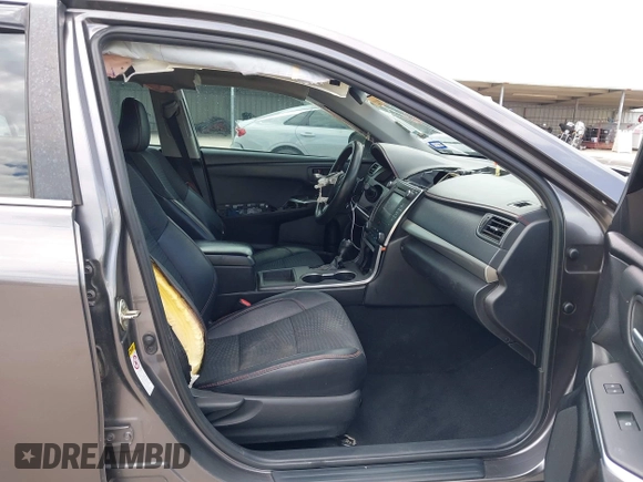 2015 Toyota Camry XLE z VIN 4T1BF1FK8FU114881, wystawiony jako IAAI lot #42231368 z przebiegiem Nie podano mil oraz . Historia ofert i sprzedaży dostępna na DreamBid. Obrazek 5.