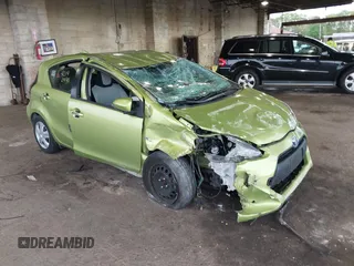 2016 Toyota Prius One z VIN JTDKDTB34G1134939, wystawiony jako IAAI lot #42192490 z przebiegiem 44 554 mil mil oraz . Historia ofert i sprzedaży dostępna na DreamBid. Obrazek 1.