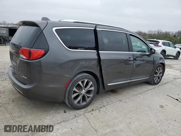 2018 Chrysler Pacifica Limited z VIN 2C4RC1GGXJR115221, wystawiony jako Copart lot #52903055 z przebiegiem 83 838 mil mil oraz Szkody całkowita. Historia ofert i sprzedaży dostępna na DreamBid. Obrazek 3.