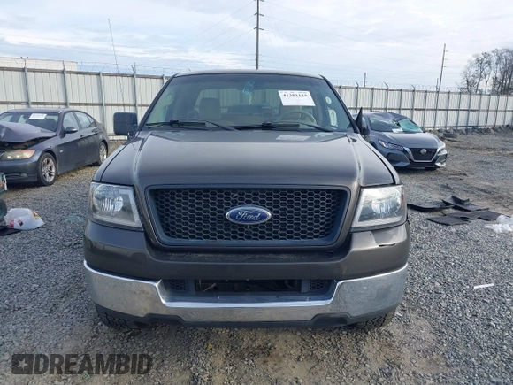 2005 Ford F-150 XLT with VIN 1FTPX12505NB28550, listed as a IAAI auction lot 41381125 with 248,711 mi miles. Bid and sale history available at carsss.com. Image 12.