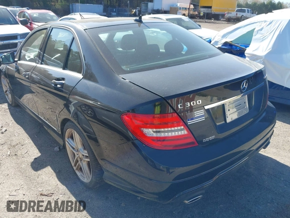 2012 Mercedes-Benz C-Class C 300 Sport with VIN WDDGF8BB5CR237275, listed as a IAAI auction lot 42142360 with 121,531 mi miles. Bid and sale history available at carsss.com. Image 3.