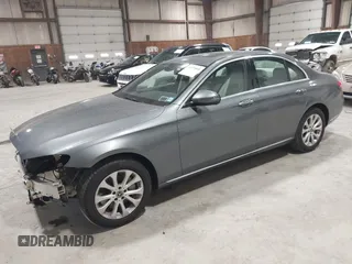 2017 Mercedes-Benz E-Class E 300 Luxury with VIN WDDZF4KB2HA241243, listed as a IAAI auction lot 41675898 with 64,789 mi miles. Bid and sale history available at carsss.com. Image 2.