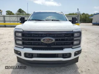 2024 Ford F-250 XL with VIN 1FT8W2BAXRED72805, listed as a Copart auction lot 58874235 with 19,786 mi miles and Salvage title. Bid and sale history available at DreamBid. Image 5.