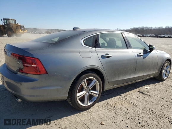2018 Volvo S90 Momentum with VIN LVY102AK5JP049700, listed as a Copart auction lot 41917964 with 53,120 mi miles. Bid and sale history available at carsss.com. Image 3.