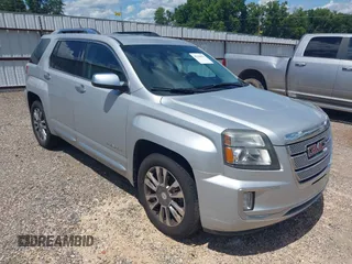2017 GMC Terrain Denali z VIN 2GKFLRE34H6323323, wystawiony jako IAAI lot #42606924 z przebiegiem 142 609 mil mil oraz . Historia ofert i sprzedaży dostępna na DreamBid. Obrazek 1.