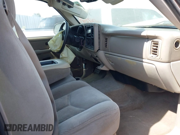 2004 Chevrolet Suburban LT with VIN 3GNEC16T54G282083, listed as a IAAI auction lot 40193048 with Not provided miles and . Bid and sale history available at DreamBid. Image 5.