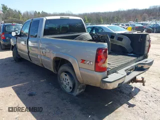 2003 Chevrolet Silverado 1500 LS with VIN 2GCEK19T231104873, listed as a IAAI auction lot 41910444 with 208,692 mi miles. Bid and sale history available at carsss.com. Image 3.