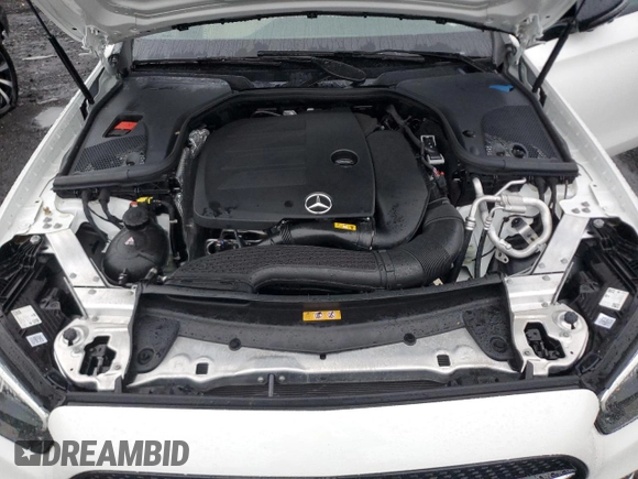 2022 Mercedes-Benz E 350 z VIN W1KZF8EB9NB096369, wystawiony jako Copart lot #84892204 z przebiegiem 28 379 mil mil oraz Szkoda całkowita • Salvage title. Historia ofert i sprzedaży dostępna na DreamBid. Obrazek 11.