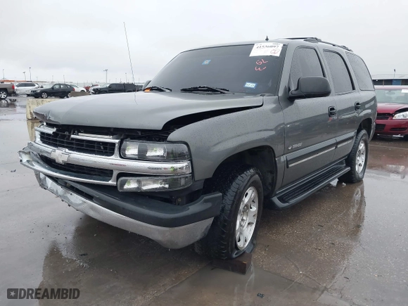 2002 Chevrolet Tahoe LS with VIN 1GNEC13Z92R188066, listed as a IAAI auction lot 41536097 with 257,125 mi miles. Bid and sale history available at carsss.com. Image 21.