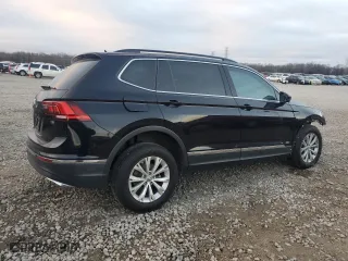 2018 Volkswagen Tiguan SEL with VIN 3VV3B7AX3JM010324, listed as a Copart auction lot 42957245 with 0 mi miles and Salvage Title. Bid and sale history available at carsss.com. Image 3.