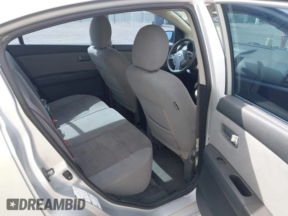 2010 Nissan Sentra SR with VIN 3N1AB6AP6AL682077, listed as a IAAI auction lot 42149515 with 170,358 mi miles and . Bid and sale history available at DreamBid. Image 8.