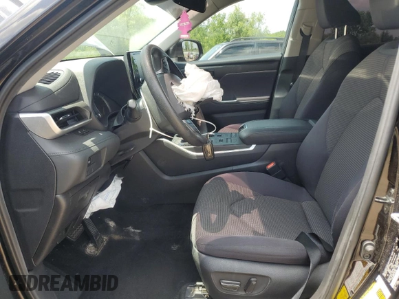 2020 Toyota Highlander L with VIN 5TDCZRBH3LS001963, listed as a Copart auction lot 64033055 with 44,918 mi miles and Salvage title. Bid and sale history available at DreamBid. Image 7.