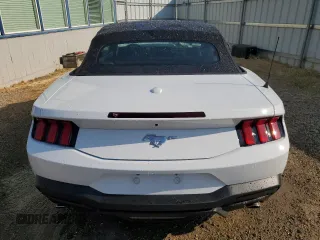 2025 Ford Mustang EcoBoost with VIN 1FAGP8UH5S5117335, listed as a Copart auction lot 64696795 with 4,015 mi miles and Clean title. Bid and sale history available at DreamBid. Image 6.