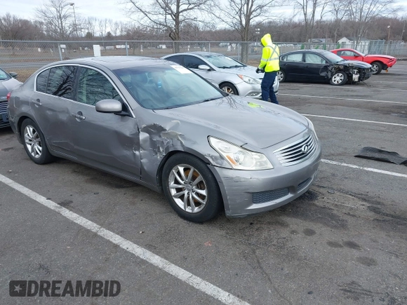 2008 Infiniti G35 x with VIN JNKBV61F18M253279, listed as a IAAI auction lot 41737288 with 219,260 mi miles. Bid and sale history available at carsss.com. Image 1.