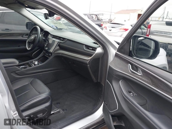 2021 Jeep Grand Cherokee Limited z VIN 1C4RJKBGXM8109793, wystawiony jako IAAI lot #42179993 z przebiegiem 48 250 mil mil oraz . Historia ofert i sprzedaży dostępna na DreamBid. Obrazek 5.
