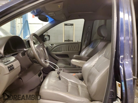 2008 Honda Odyssey Touring with VIN 5FNRL38968B082655, listed as a Copart auction lot 70887554 with 163,082 mi miles and Salvage Title. Bid and sale history available at carsss.com. Image 7.