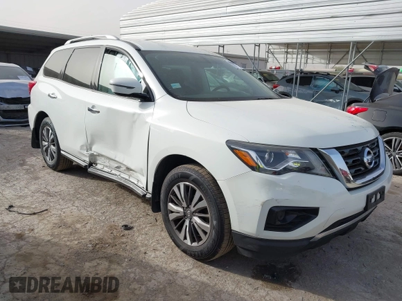 2017 Nissan Pathfinder S with VIN 5N1DR2MN1HC672874, listed as a IAAI auction lot 41828458 with 138,490 mi miles. Bid and sale history available at carsss.com. Image 1.