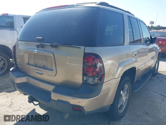2005 Chevrolet TrailBlazer LS with VIN 1GNDS13S552348684, listed as a IAAI auction lot 42091315 with 216,602 mi miles and . Bid and sale history available at DreamBid. Image 6.
