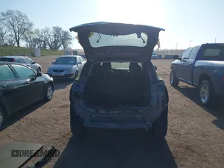 2023 Buick Encore GX Select z VIN KL4MMDS24PB151721, wystawiony jako IAAI lot #42068151 z przebiegiem 11 436 mil mil oraz . Historia ofert i sprzedaży dostępna na DreamBid. Obrazek 17.