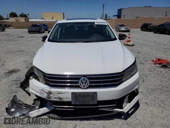 2017 Volkswagen Passat SE with VIN 1VWBT7A30HC013663, listed as a Copart auction lot 58043215 with 76,708 mi miles and Salvage title. Bid and sale history available at DreamBid. Image 5.