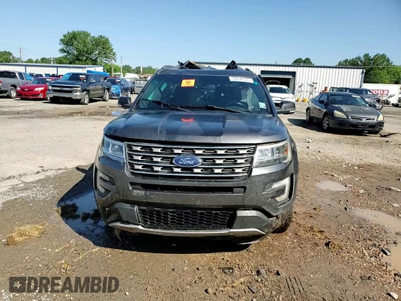 2017 Ford Explorer XLT z VIN 1FM5K8DH8HGA21577, wystawiony jako Copart lot #56298555 z przebiegiem 104 874 mil mil oraz Szkoda całkowita • Salvage title. Historia ofert i sprzedaży dostępna na DreamBid. Obrazek 14.