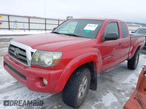 2009 Toyota Tacoma with VIN 5TEUU42N29Z630198, listed as a IAAI auction lot 41626550 with 141,173 mi miles. Bid and sale history available at carsss.com. Image 18.