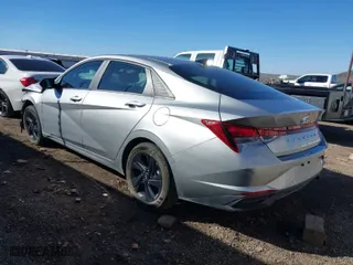 2021 Hyundai Elantra SEL with VIN 5NPLS4AG3MH007513, listed as a IAAI auction lot 41689710 with 17,911 mi miles. Bid and sale history available at carsss.com. Image 3.