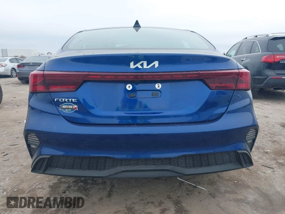 2024 Kia Forte LXS with VIN 3KPF24AD2RE825393, listed as a IAAI auction lot 41640759 with 4,421 mi miles. Bid and sale history available at carsss.com. Image 17.