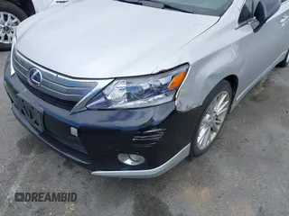2010 Lexus HS 250h with VIN JTHBB1BA3A2018799, listed as a IAAI auction lot 42056815 with 220,768 mi miles. Bid and sale history available at carsss.com. Image 17.