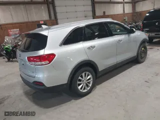 2017 Kia Sorento LX with VIN 5XYPGDA30HG326073, listed as a IAAI auction lot 41835669 with 115,132 mi miles. Bid and sale history available at carsss.com. Image 4.