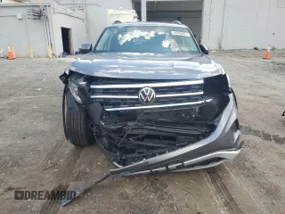 2023 Volkswagen Atlas SE with VIN 1V2HR2CA8PC547047, listed as a Copart auction lot 64255065 with 29,394 mi miles and Salvage title. Bid and sale history available at DreamBid. Image 5.