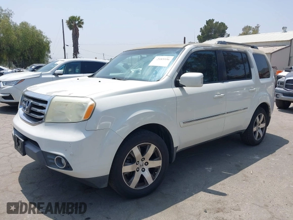 2013 Honda Pilot Touring with VIN 5FNYF3H93DB017954, listed as a IAAI auction lot 42185556 with 174,929 mi miles and . Bid and sale history available at carsss.com. Image 18.