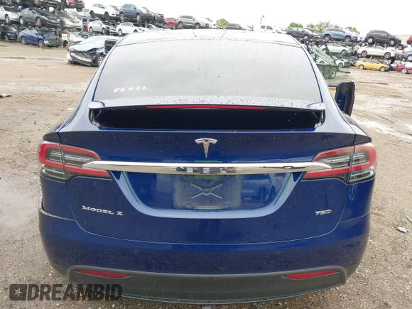 2018 Tesla Model X 75D with VIN 5YJXCAE2XJF111180, listed as a IAAI auction lot 41988079 with 114,593 mi miles and . Bid and sale history available at DreamBid. Image 16.