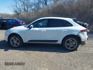 2018 Porsche Macan with VIN WP1AA2A58JLB13832, listed as a IAAI auction lot 41727902 with 46,656 mi miles and . Bid and sale history available at DreamBid. Image 15.