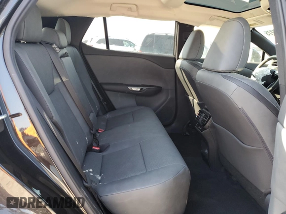 2023 Lexus RZ 450e Premium z VIN JTJAAAAB2PA007458, wystawiony jako Copart lot #47473275 z przebiegiem 6 041 mil mil oraz Szkoda całkowita • Salvage title. Historia ofert i sprzedaży dostępna na DreamBid. Obrazek 10.